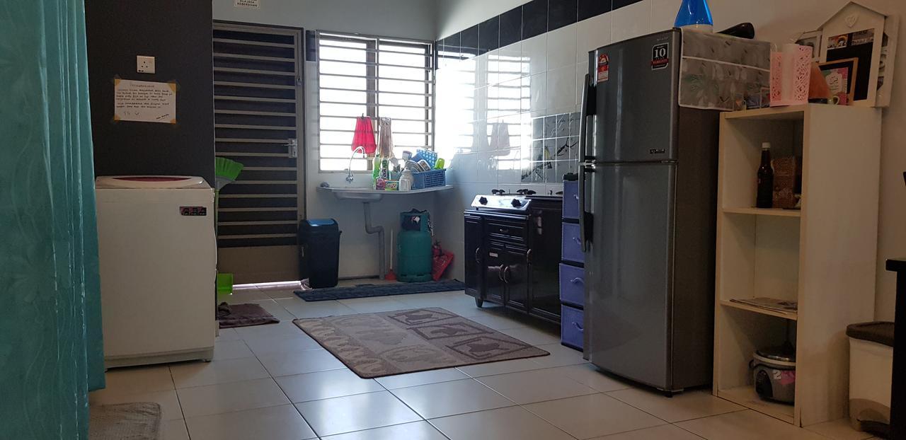 Fahaz Kamunting Holiday home *